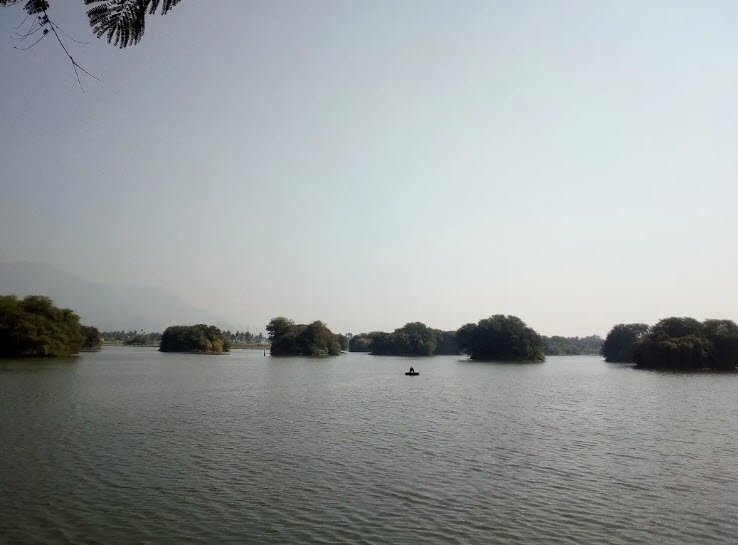 Kannankurichi Lake, Salem, Tamil Nadu - Vushii.com